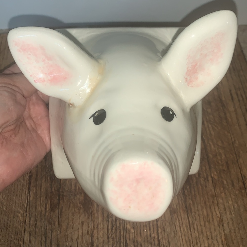 Vintage Pink Nose / Ears ceramic pig wall hanging